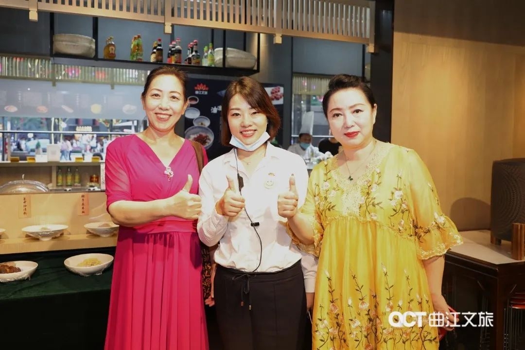 微笑服務(wù)，游客點贊！曲江文旅老字號餐飲集群又“出圈”